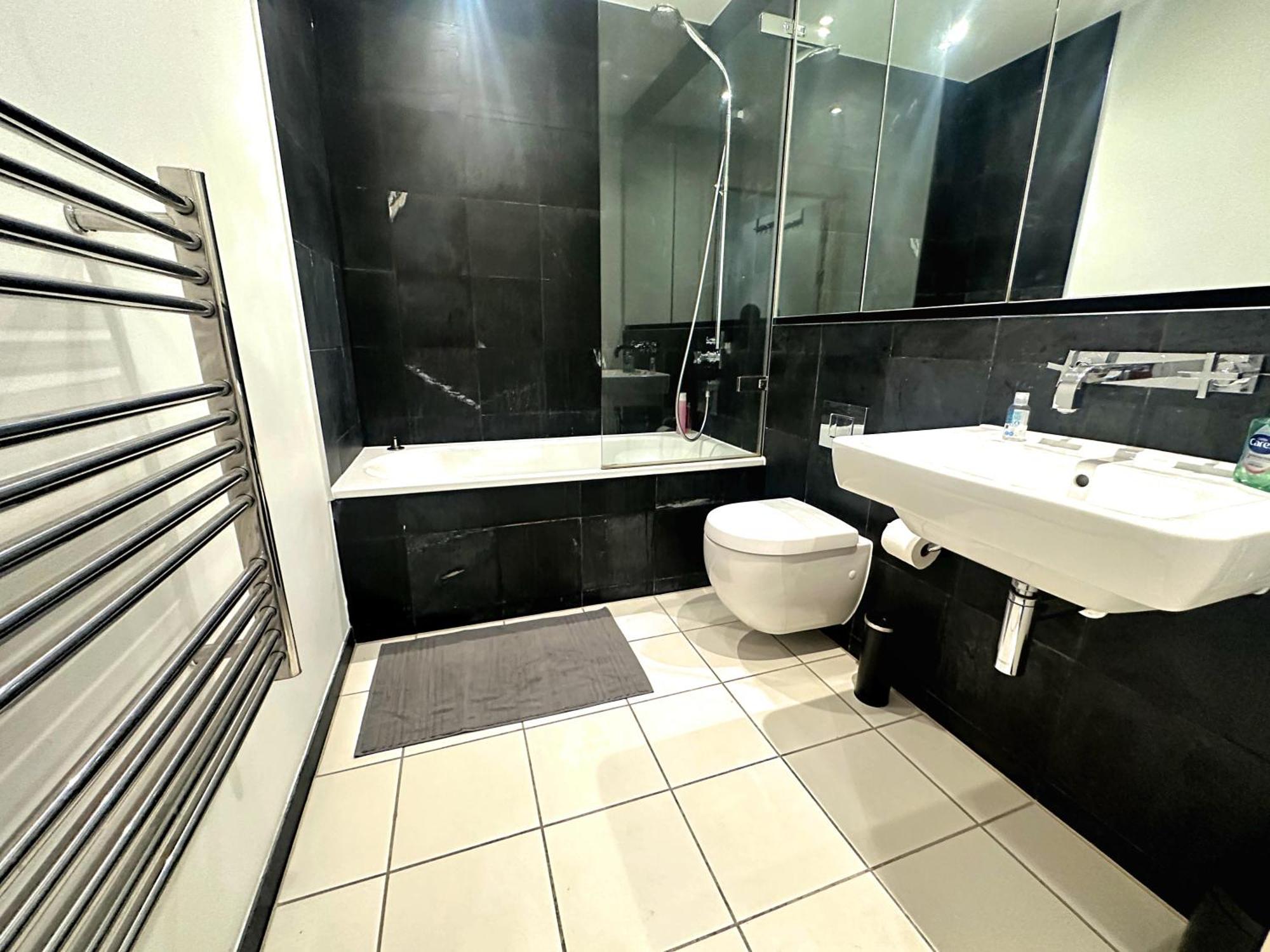 Luxury Apartment In Birmingham City Centre Exterior photo